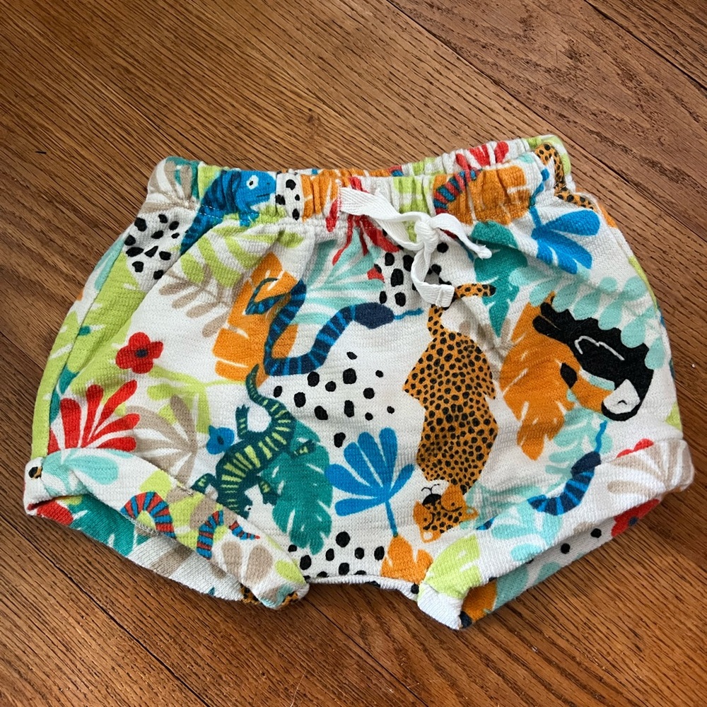 Old Navy colorful Animal Print shorts